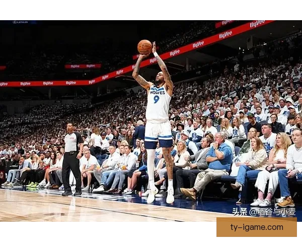 森林狼队员表现亮眼 新赛季球队实力提升潜力无限